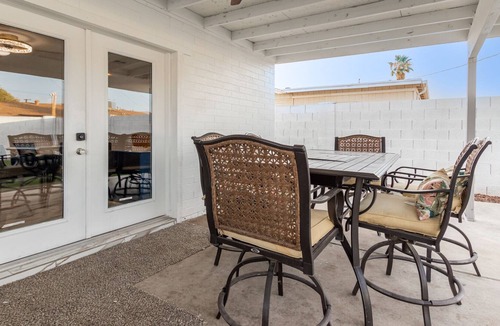 Maryvale House | Royal Escape / House with Hot Tub N Pool!