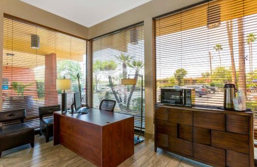 Dunbar Spring Hotel | Royal Sun Hotel & Suites