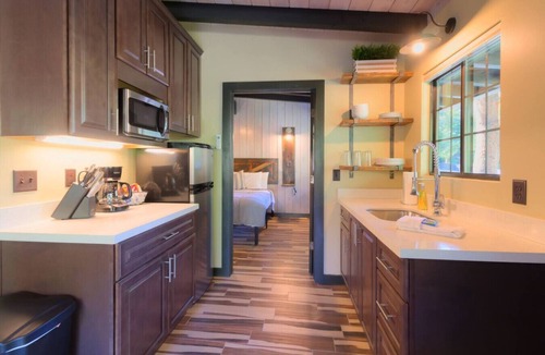 Sedona Cabin | Rustic/Modern Suite 1 in Oak Creek Canyon - Close to Slide Rock State Park