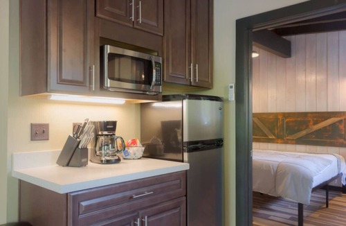 Sedona Cabin | Rustic/Modern Suite 4 in Oak Creek Canyon - Close to Slide Rock State Park