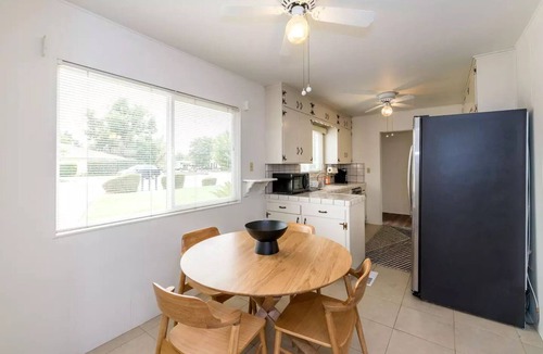 Roosevelt House | RV/Trailer Parking - Simple & Stylish Remodel