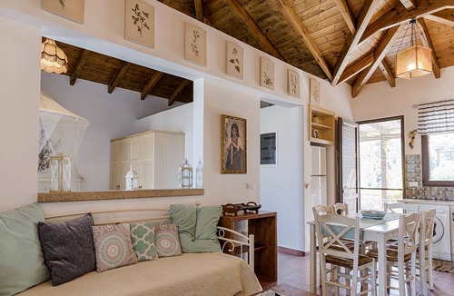 Asklipiio House | Salakos Villas - Thyme Apartment