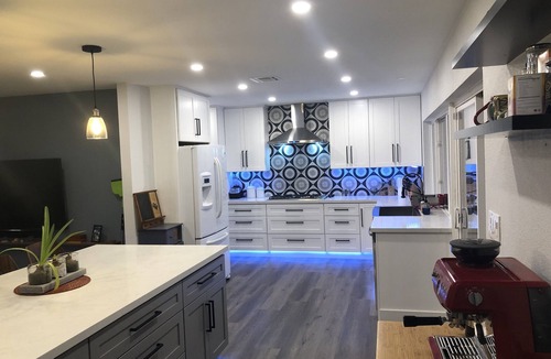 Paradise Valley Oasis House | SANCTUARY ON THE MOUNTAIN- A central city, desert view, heated pool, gem.
