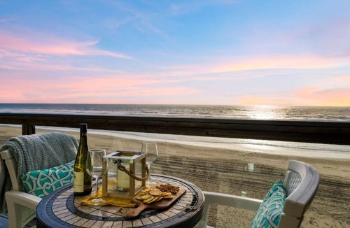 La Selva Beach House | Sand Castle by AvantStay