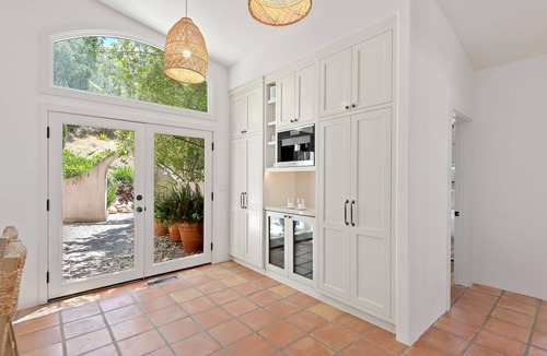 Cielito House | Santa Barbara Hideaway with Terraced Suites