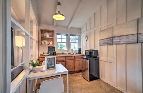 East San Roque Apartment | Santa Barbara Studio Near Downtown & Beaches