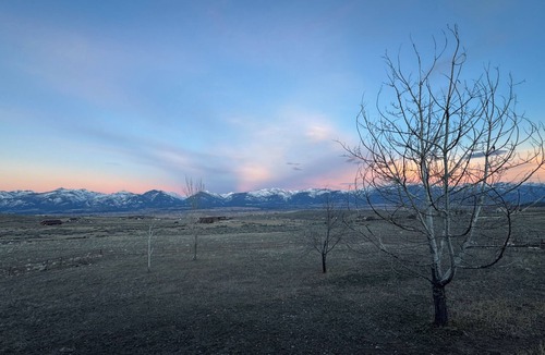 Corvallis Cottage | Sapphire Bitterroot Guest House at R2 Ranch in Corvallis, MT