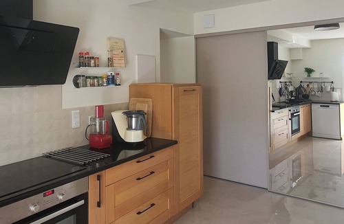 Sartene Apartment | SARTENE, BEAUTIFUL 52m2 APARTMENT ON PRIVATE GARDEN GROUND,