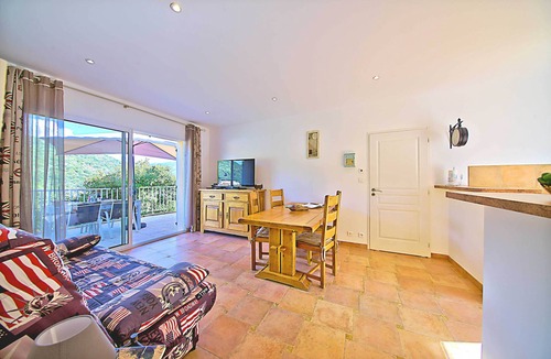 Sartene Villa | Sartene Orasi: apartment in very comfortable villa, air conditioning, WiFi