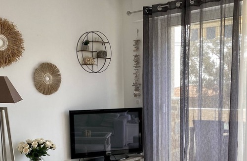 Tizzano Villa | Sartene Tizzano Villa by the sea