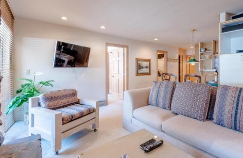 Warm Springs House | Sawtooth Condo 25