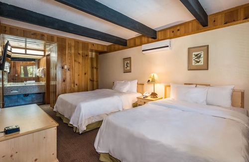 Bass Lake Hotel | Scenic Retreat with Breakfast (Select Stays), Lake Views & Easy Access to Trails