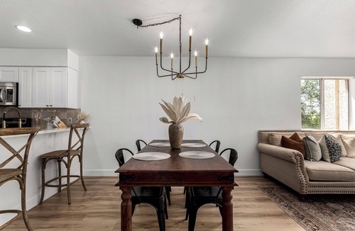 Scottsdale Ranch Condo | SCOTTSDALE BAY CLUB PENTHOUSE CONDO! NEWLY REMODELED POOL W/PRIVATE ACCESS.