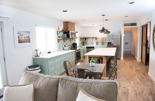 New Papago Parkway House | Scottsdale Farmhouse: 5 minutes from Old Town Scottsdale!