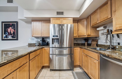 Fashion Square House | Scottsdale Getaway: Prime Location Near Old Town Dining & Attractions