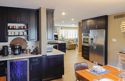 Village Grove House | Scottsdale Golf - Hot Tub - Putting Green - Games - Traeger Grills