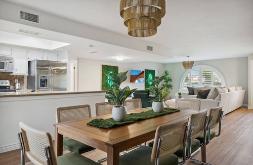 Santiago House | Scottsdale Tropical Paradise - Heated Pool! Hot Tub! Golf! Amazing Yard!