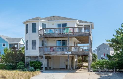 Ocean Sands House | Sea Time - Corolla, Ocean Sands, Oceanside Retreat, 280 Yds to Beach, Close to Golf and Shopping
