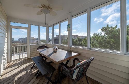 Ocean Sands House | Sea Time - Corolla, Ocean Sands, Oceanside Retreat, 280 Yds to Beach, Close to Golf and Shopping