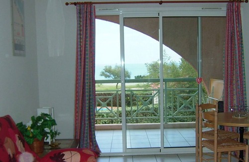 Moriani-Plage Apartment | Sea view apartment 50 m. from the beach!