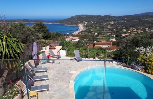 Cargese House | Sea view villa with private pool