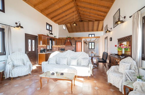 Kokolata Villa | Sea views, sunshine, and serenity in Lakithra