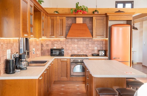 Kokolata Villa | Sea views, sunshine, and serenity in Lakithra