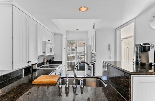 Spinnaker Beachhouses Villa | Seabrook Exclusives | 783 Spinnaker Beach