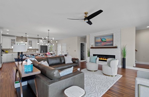 Chincoteague House | Seas the Moment by Seaside Vacations & Sales