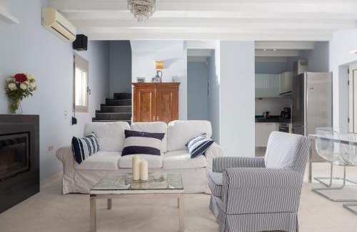 Achlia House | Seaside Home Crete - Dream Oceanfront Getaway