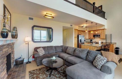 Sandpoint Apartment | Seasons 331 - Penthouse