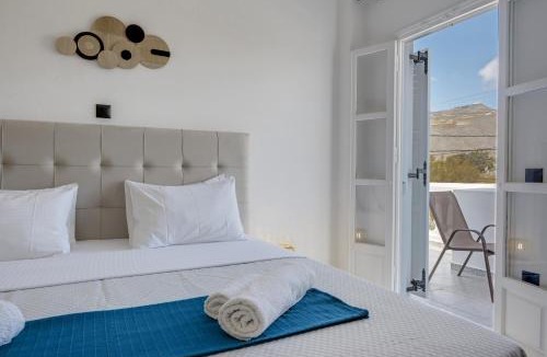 Agios Georgios House | Seaview Double Room Private Jacuzzi