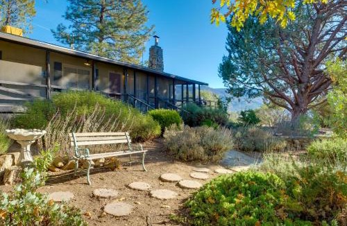 North Fork House | Secluded Mountain Hideaway < 8 Miles to Bass Lake!