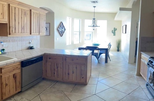 Bullhead City Villa | Secluded Oasis, heated pool and spa, RV hook-ups