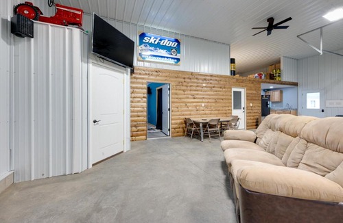 Rowley House | Secluded Rowley Getaway Near Wapsipinicon River