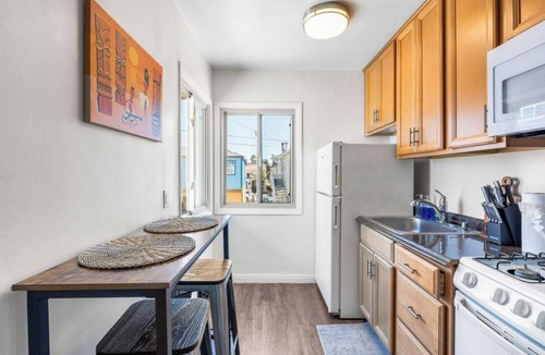 Mission Beach Apartment | Second Floor Studio in Mission Beach