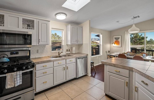 West Sedona House | Sedona`s Oceanfront Property Spa, Views, Trails!