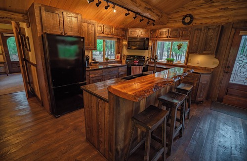 Libby Cabin | Serene 1-bedroom Cabin in Beautiful Libby Montana