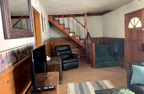 Big Bear Lake Cottage | Serene and Cozy Cottage in Big Bear California, Perfect for a Weekend Getaway from San Bernadino