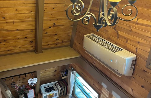 Williams Cabin | Sherwood Forest Cottage Dog Friendly! Grand Canyon!
