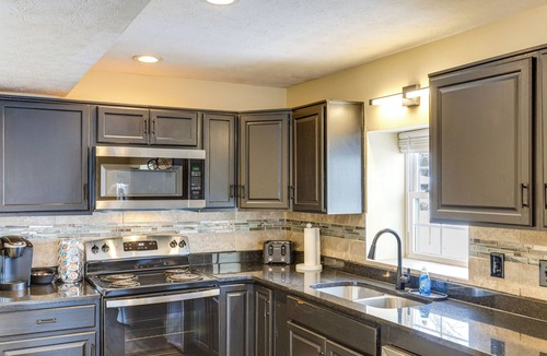 Lincoln Heights House | Shop, Dine & Play: Cincinnati Retreat!