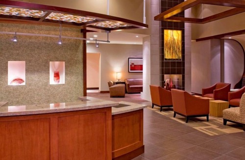 Tucson House | Short drive from Golf Links Sports Complex! 4 Units W/FREE Parking! Pool!