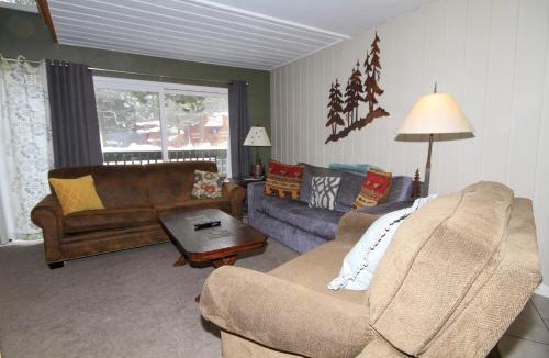 Mammoth Lakes Apartment | Sierra Park Villas 65