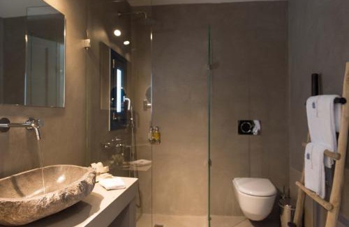 Kamares Hotel | Sifnos House - Rooms and SPA