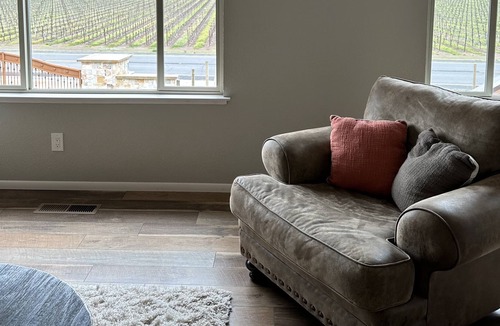 Calistoga House | Silverado Luxury Cottage in CALISTOGA