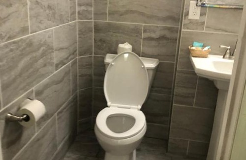 Johnston Hotel | Skyview Motor Inn