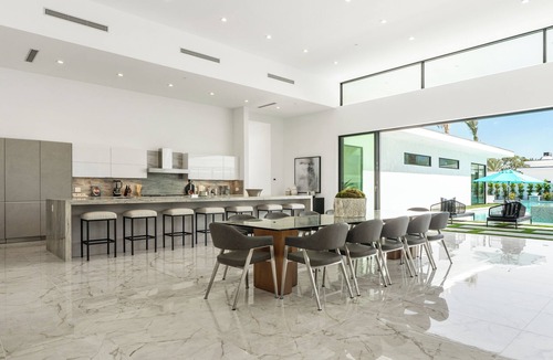 Indio Villa | Sleeps 20 Private Pool + Spa + Fire Pit Near La Quinta + Golf | Bravo
