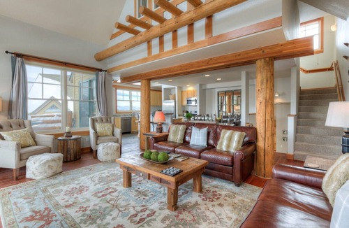 Saddle Ridge House | Slopeside Townhome with Mountain Views! Private Hot Tub!