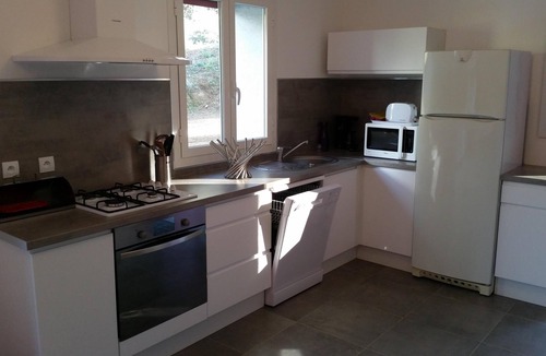 Lama House | Small country house: Very large property with swimming pool.