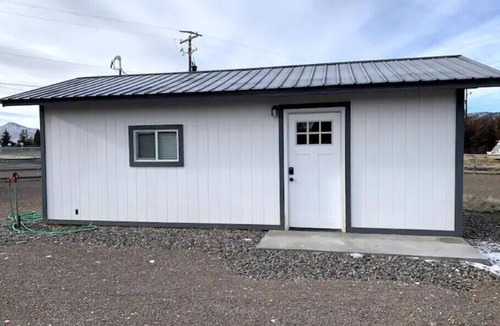 Circleville House | Small town getaway by National Parks & ATV Trails